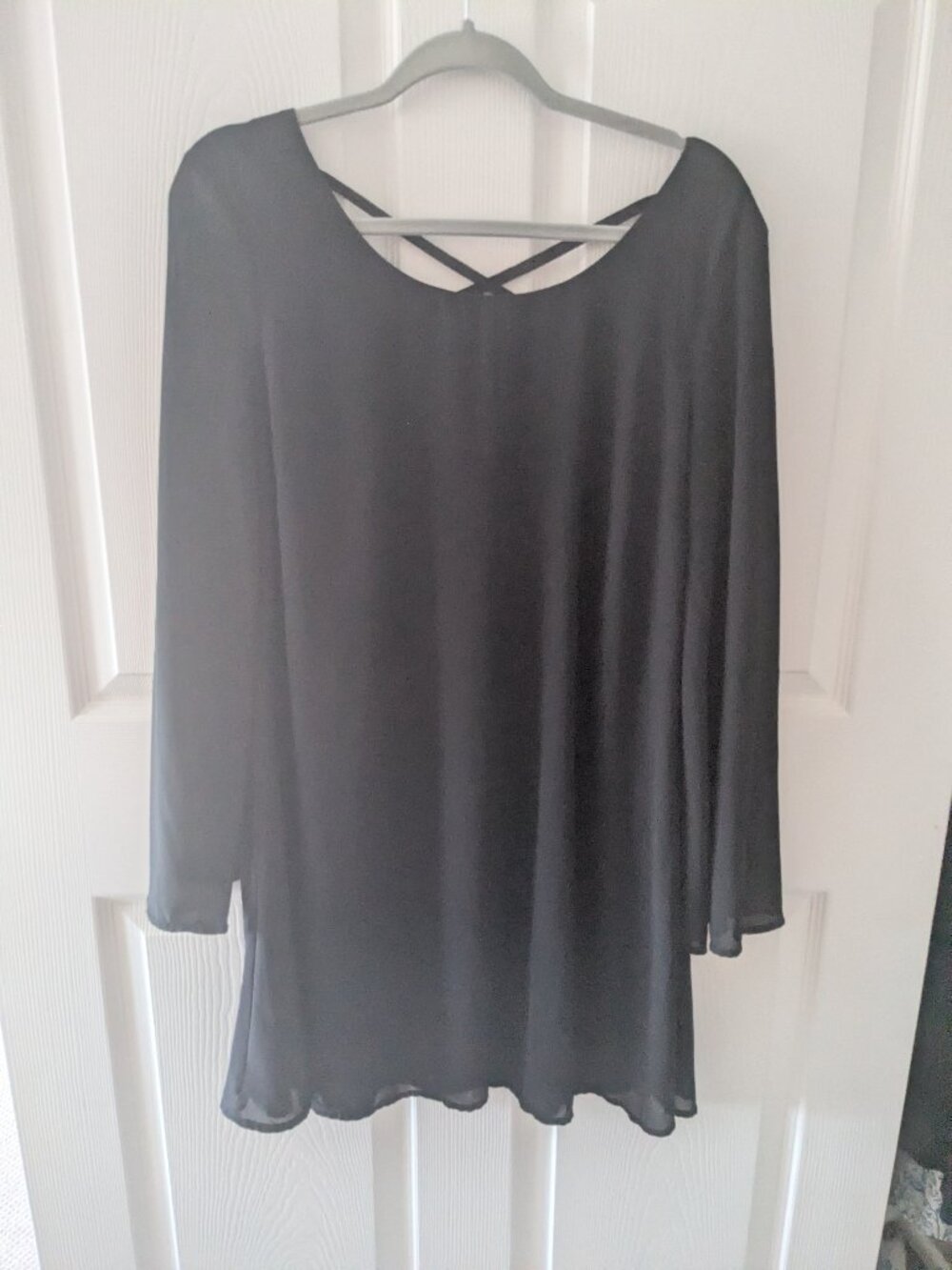 Loveriche Black Criss Cross Back Shift Dress Bell Sleeve Size Large